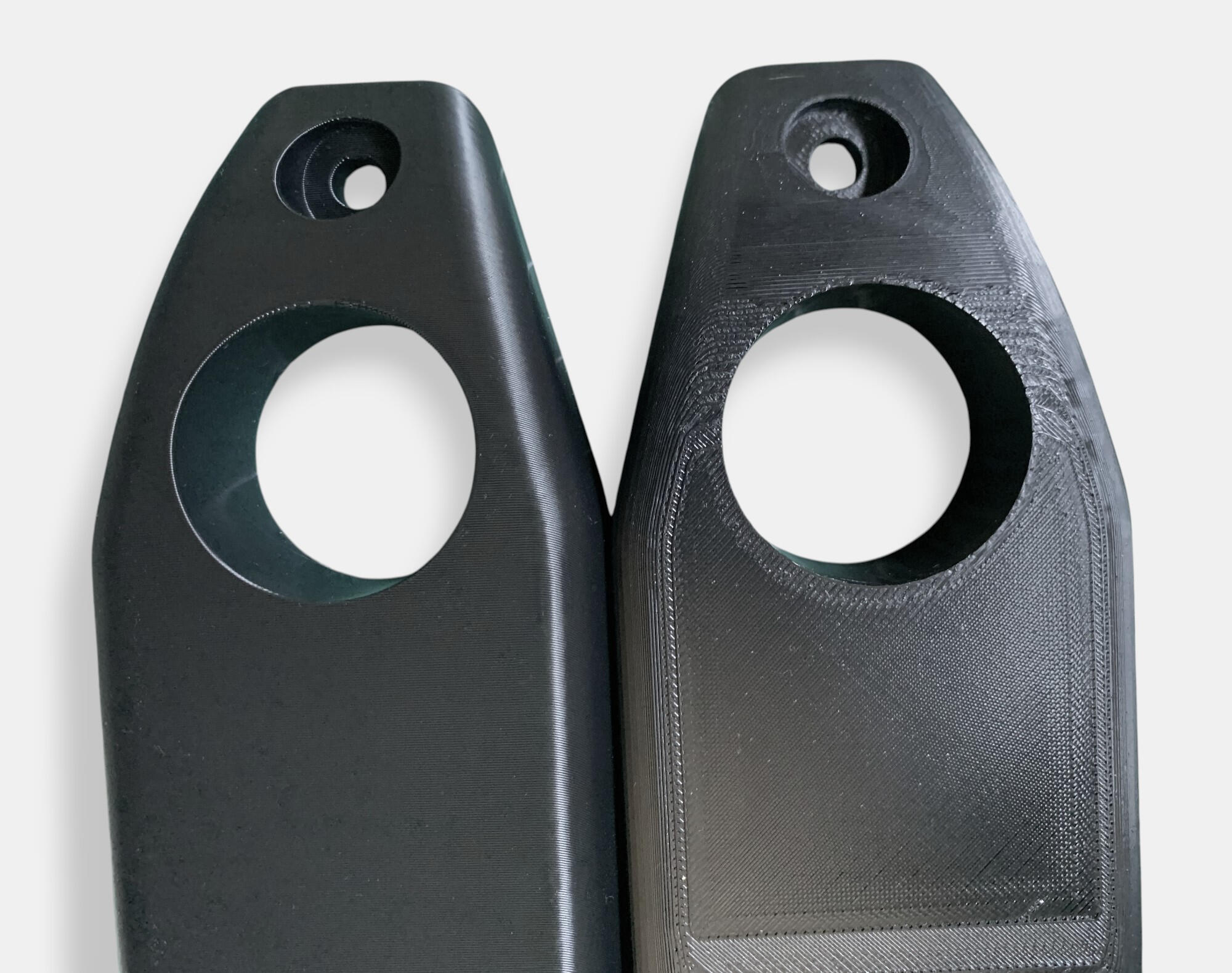 Robot Bumper : *Custom 3D-printed External robotics part on the left is part optimized by us on the right an original result by them *